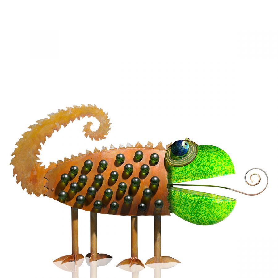 oo chameleon outdoor sculpture green OS
